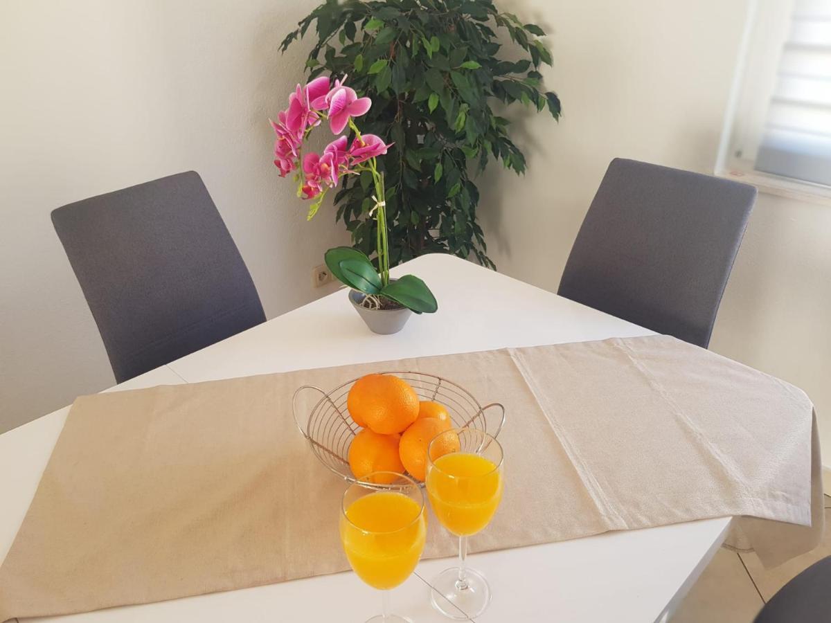 Apartman Mia With Pool1 Split Eksteriør bilde