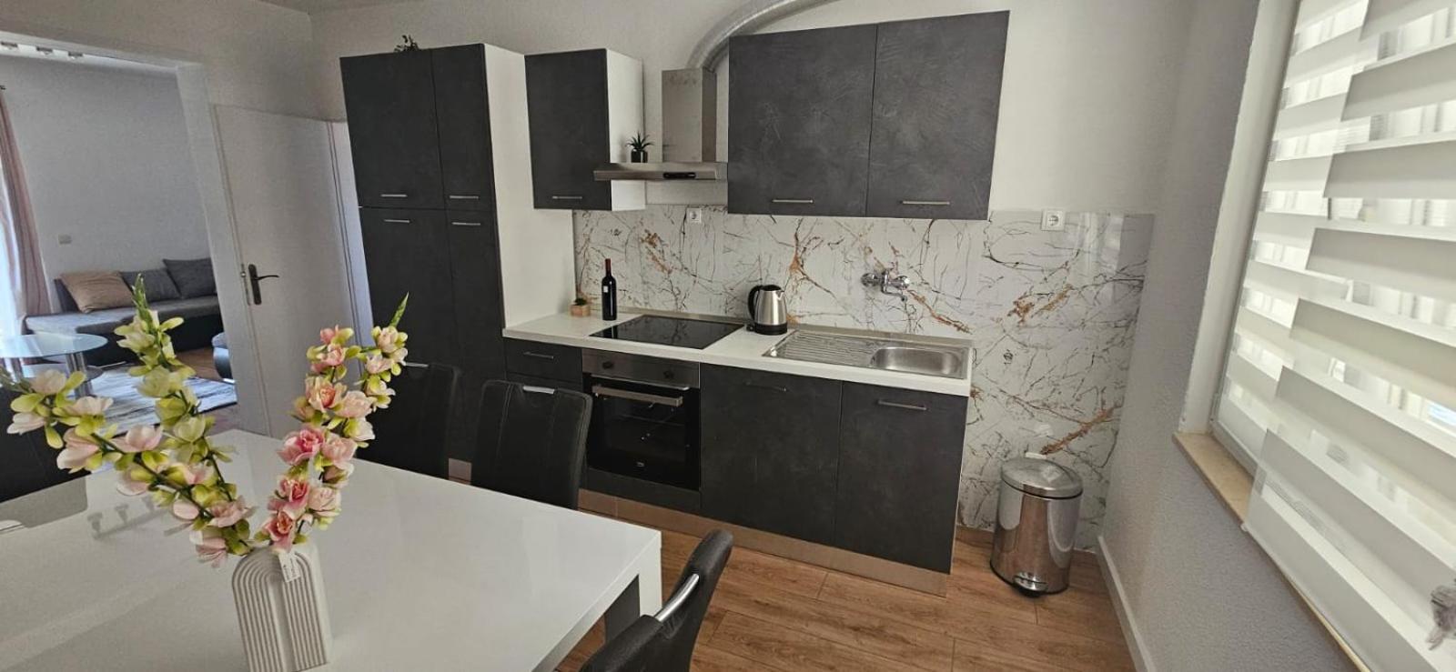Apartman Mia With Pool1 Split Eksteriør bilde