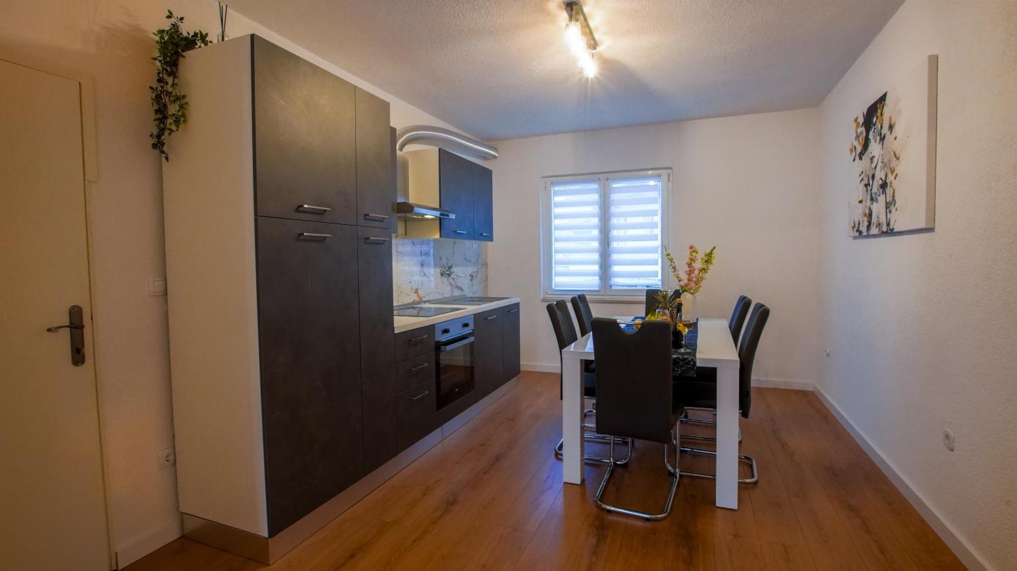 Apartman Mia With Pool1 Split Eksteriør bilde